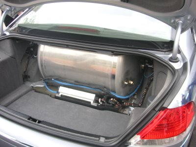 BMW liquid H2 tank