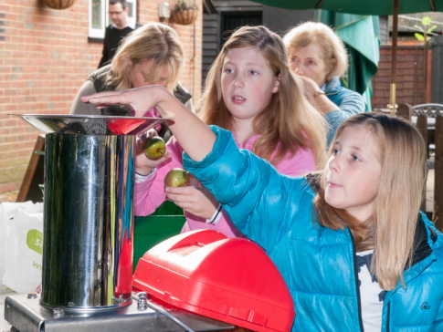 Juicing at Red Lion 2012